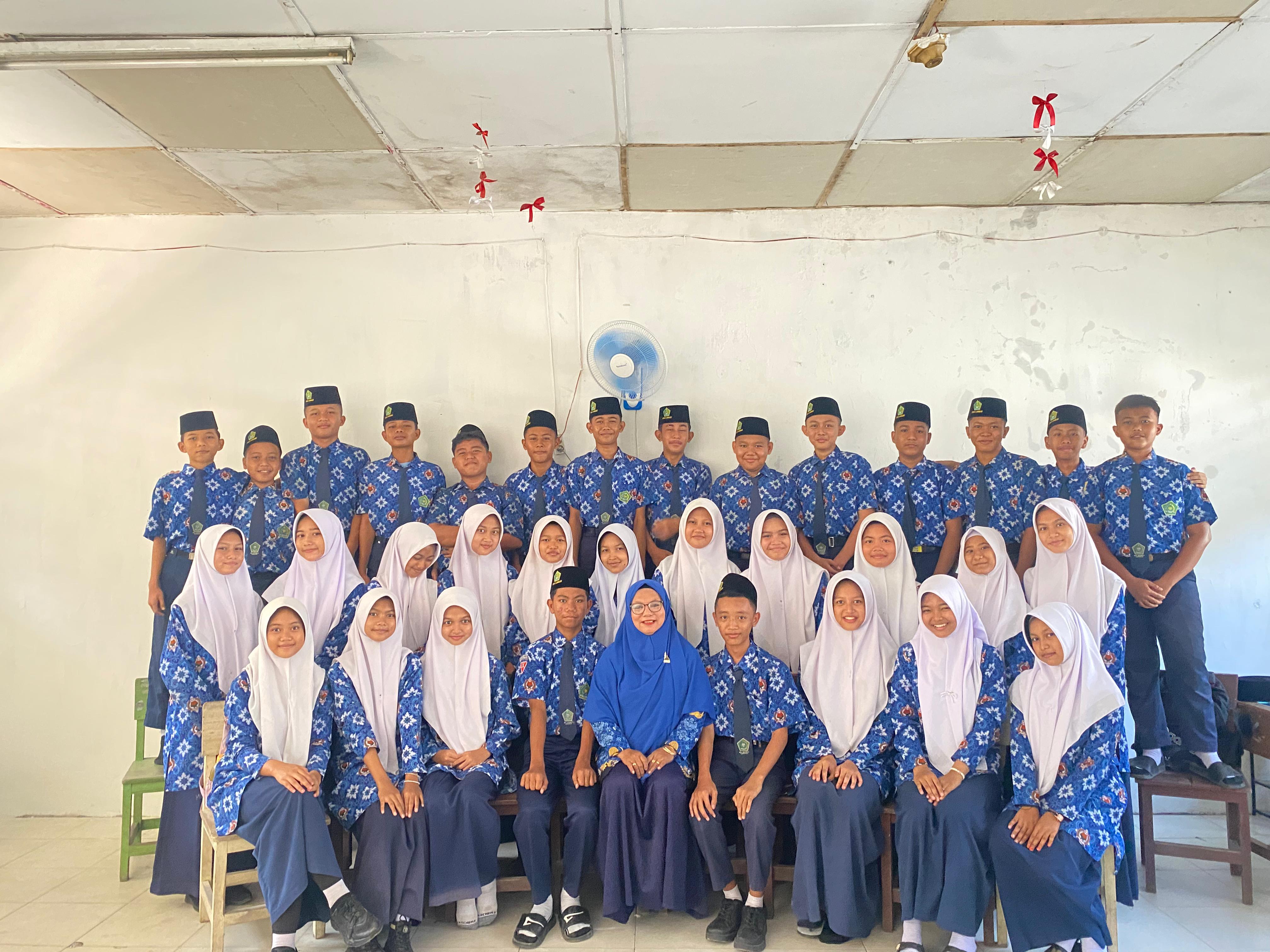 Foto kegiatan belajar Kelas IX 2